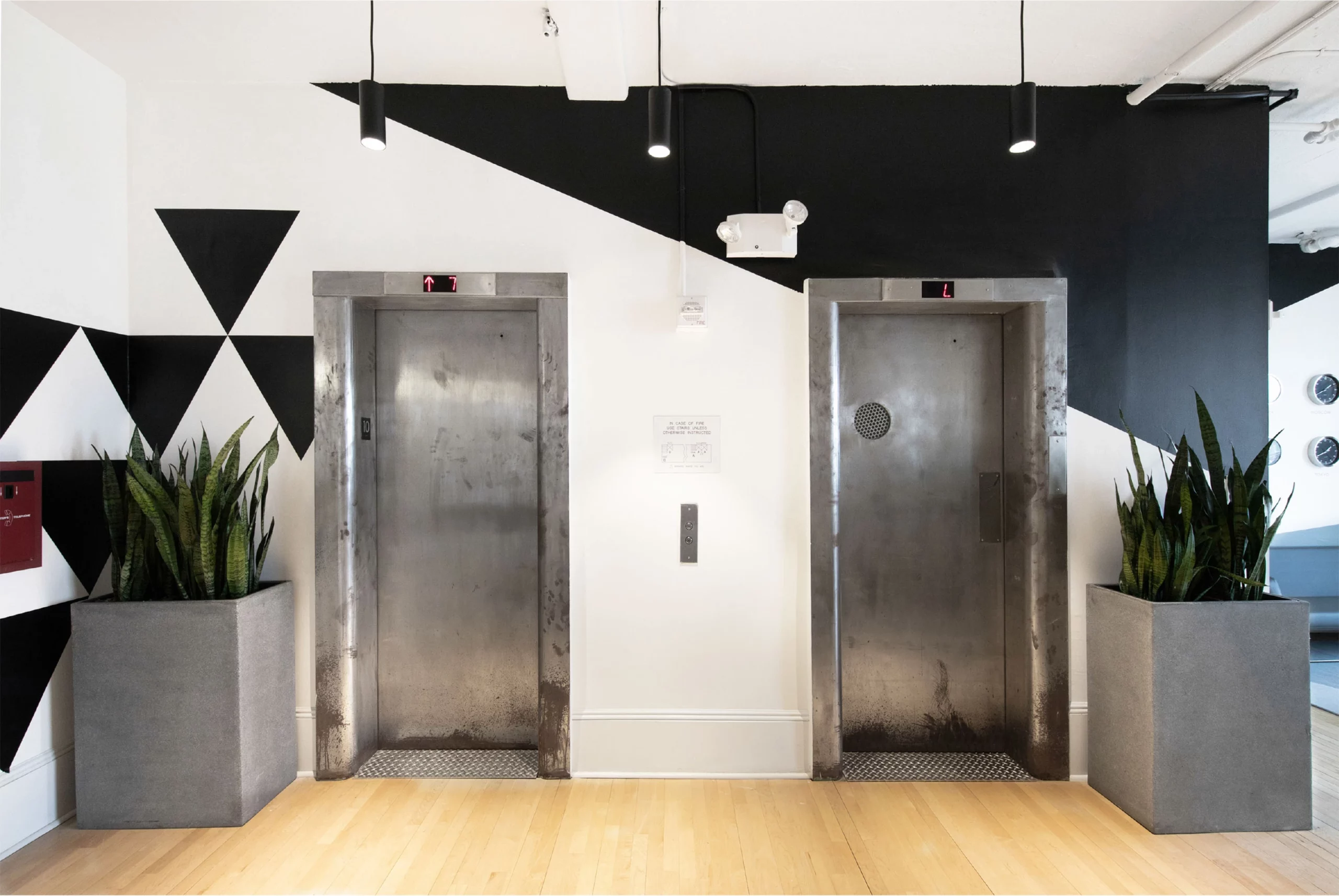 office reception area design with elevators